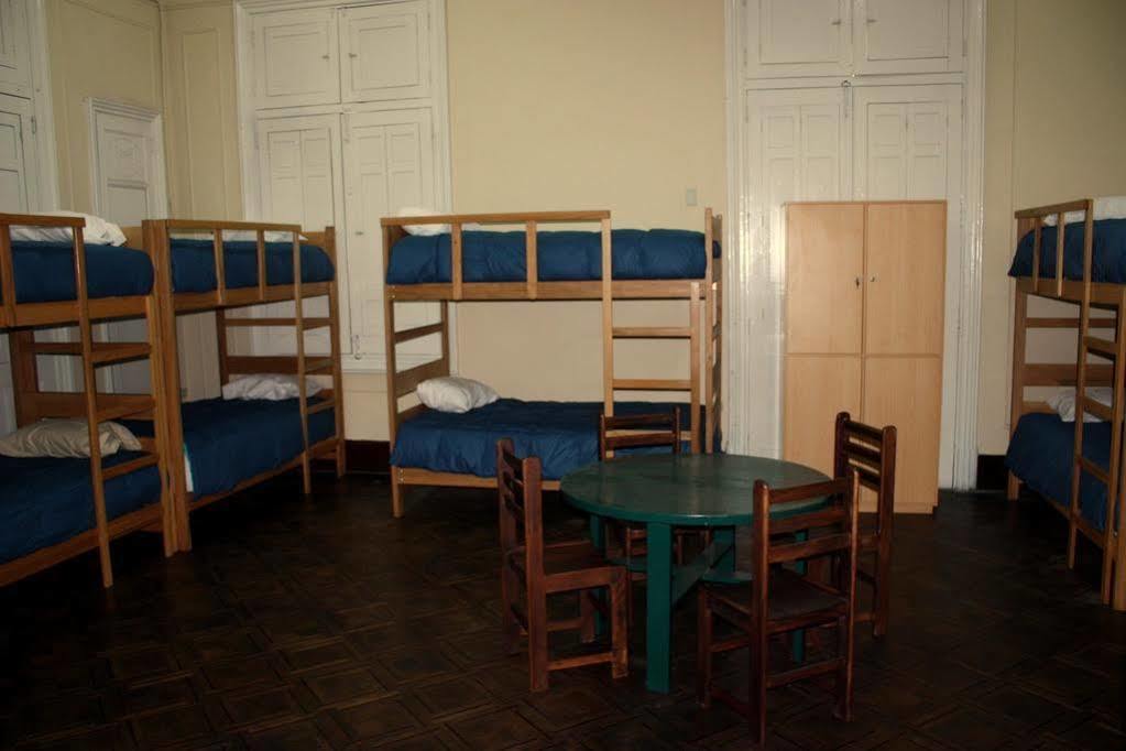 1900 Backpacker's Hostal Lima